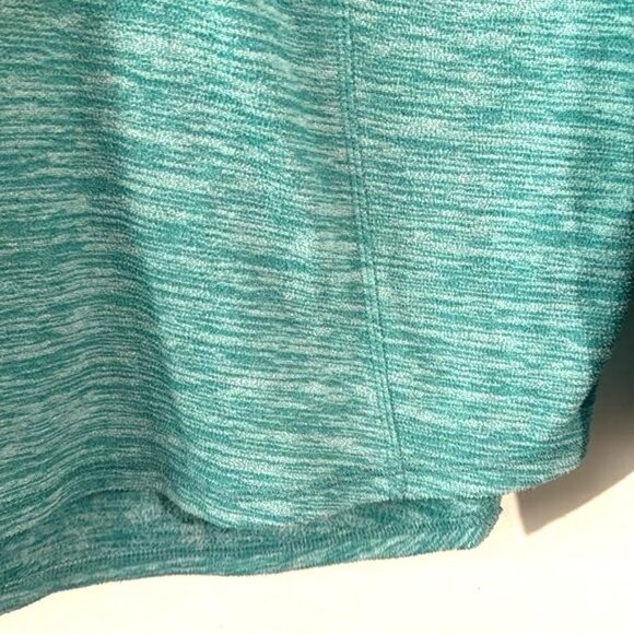 St Johns Bay Active Teal Long Sleeve V-Neck Pullover Top Size L 100% Polyester - Picture 4 of 6